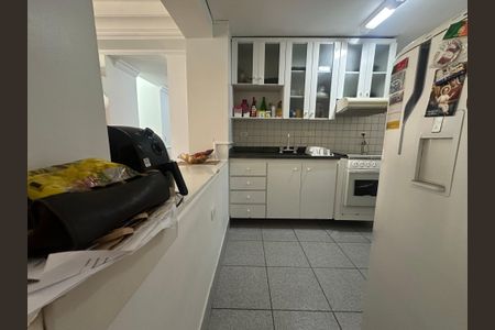 Apartamento para alugar com 70m², 1 quarto e 2 vagas Apartamento para alugar com 70m², 1 quarto e 2 vagasCozinha