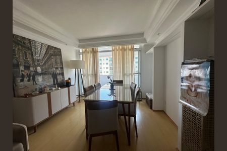 Apartamento para alugar com 70m², 1 quarto e 2 vagas Apartamento para alugar com 70m², 1 quarto e 2 vagasSala