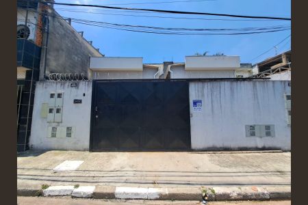 Fachada de kitnet/studio para alugar com 1 quarto, 20m² em Vila Menk, Osasco