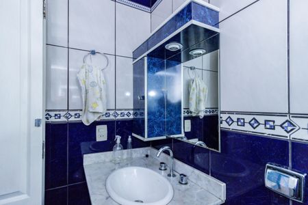 Banheiro da Suíte de casa à venda com 6 quartos, 360m² em Jardim Maristela, São Paulo