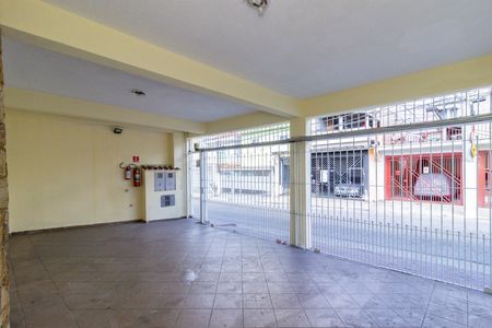 Casa à venda com 360m², 6 quartos e 3 vagas Casa à venda com 360m², 6 quartos e 3 vagasGaragem