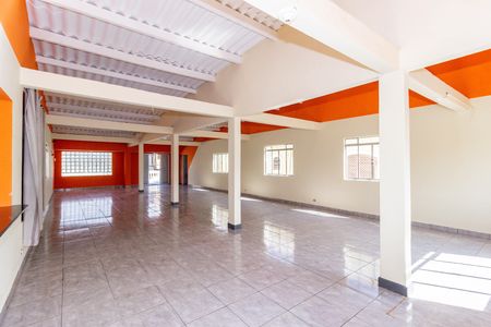 Casa à venda com 360m², 6 quartos e 3 vagas Casa à venda com 360m², 6 quartos e 3 vagasÁrea comum