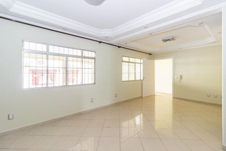 Sala de casa à venda com 6 quartos, 360m² em Jardim Maristela, São Paulo