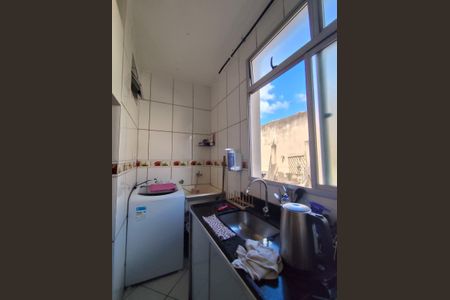 Cozinha de apartamento à venda com 2 quartos, 45m² em Bairro da Glória, Contagem