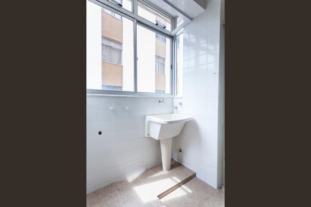 Apartamento para alugar com 171m², 3 quartos e 1 vagaÁrea de Serviço