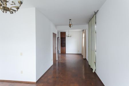 Apartamento para alugar com 171m², 3 quartos e 1 vagaSala