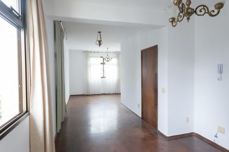 Apartamento para alugar com 171m², 3 quartos e 1 vagaSala