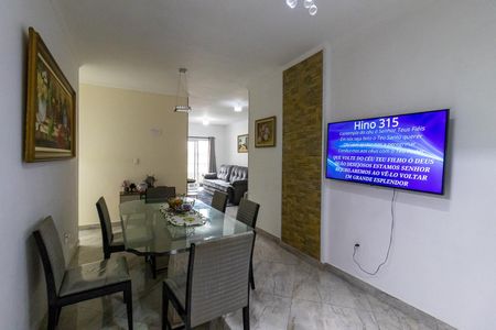 Apartamento para alugar com 100m², 2 quartos e 1 vagaSala