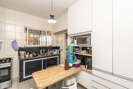 Casa à venda com 240m², 2 quartos e 1 vaga Casa à venda com 240m², 2 quartos e 1 vagaCozinha