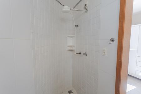 Apartamento à venda com 70m², 3 quartos e 2 vagasBanheiro da Suíte