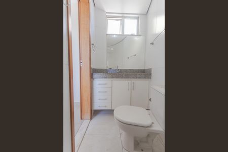 Apartamento à venda com 70m², 3 quartos e 2 vagasBanheiro da Suíte