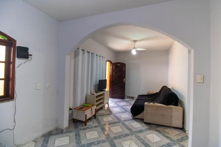 Casa à venda com 111m², 4 quartos e 1 vaga Casa à venda com 111m², 4 quartos e 1 vagaSala