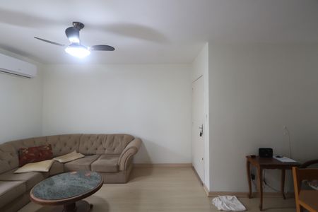 Sala de apartamento à venda com 2 quartos, 70m² em Centro, Canoas