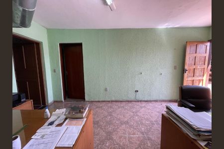 Casa à venda com 150m², 3 quartos e 5 vagas