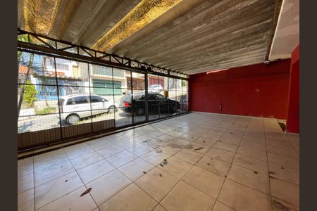 Casa à venda com 150m², 3 quartos e 5 vagas