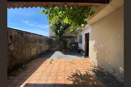 Casa à venda com 150m², 3 quartos e 5 vagas