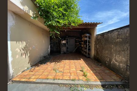 Casa à venda com 150m², 3 quartos e 5 vagas