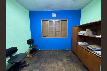 Casa à venda com 150m², 3 quartos e 5 vagas