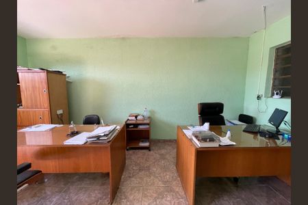 Casa para alugar com 3 quartos, 150m² em Jardim Ester Yolanda, São Paulo