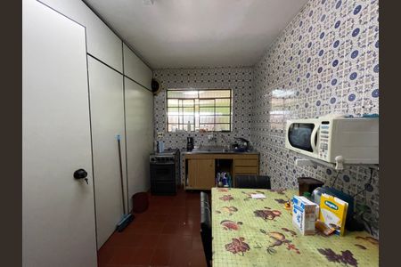 Casa à venda com 150m², 3 quartos e 5 vagas