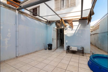 Casa à venda com 337m², 3 quartos e 5 vagasQuintal
