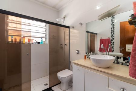 Casa à venda com 337m², 3 quartos e 5 vagasBanheiro da Suíte