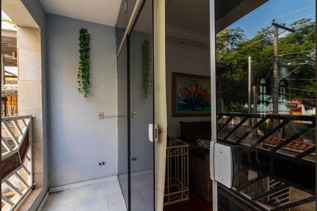 Casa à venda com 337m², 3 quartos e 5 vagasVaranda da Sala