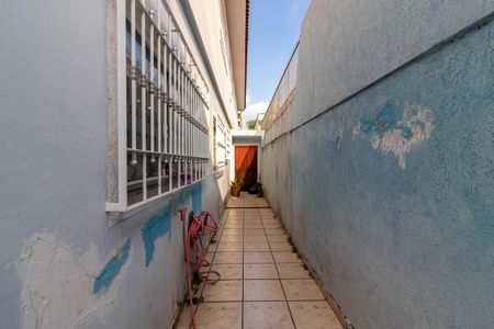 Casa à venda com 337m², 3 quartos e 5 vagasCorredor Lateral