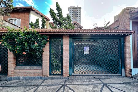 Casa à venda com 200m², 3 quartos e 2 vagasFachada - Plaquinha
