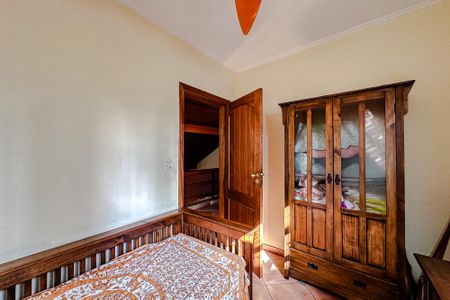 Casa à venda com 200m², 3 quartos e 2 vagasQuarto 3