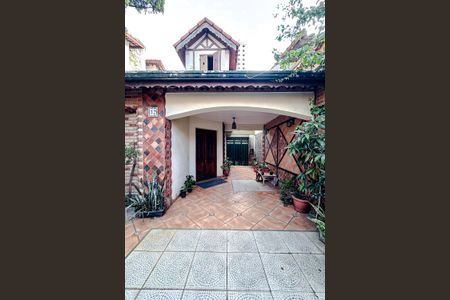 Casa à venda com 200m², 3 quartos e 2 vagasGaragem