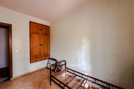 Casa à venda com 200m², 3 quartos e 2 vagasQuarto 2