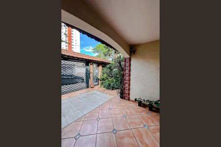 Casa à venda com 200m², 3 quartos e 2 vagasGaragem