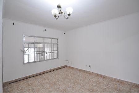 Sala de casa para alugar com 2 quartos, 120m² em Parque Vitoria, São Paulo