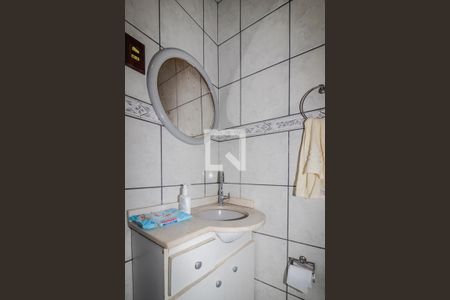 Casa à venda com 300m², 2 quartos e 8 vagas