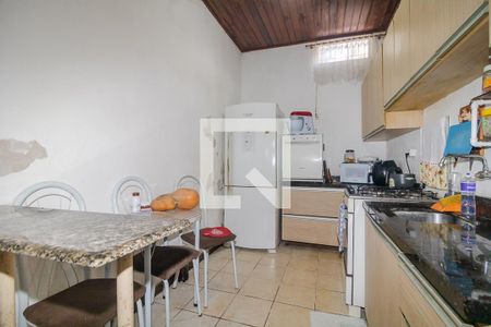 Casa à venda com 300m², 2 quartos e 8 vagas