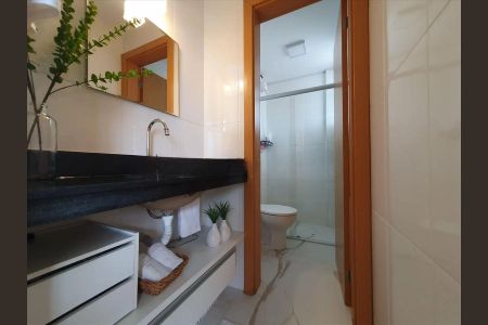 Apartamento à venda com 154m², 4 quartos e 2 vagas Apartamento à venda com 154m², 4 quartos e 2 vagasBanheiro
