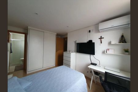 Apartamento à venda com 154m², 4 quartos e 2 vagas Apartamento à venda com 154m², 4 quartos e 2 vagasSuíte 2
