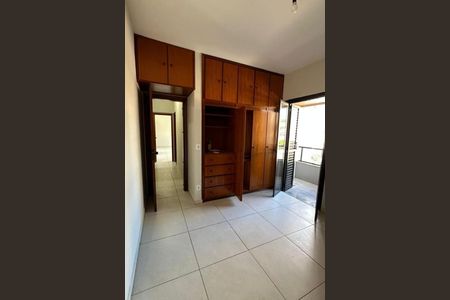 Apartamento à venda com 211m², 3 quartos e 2 vagas