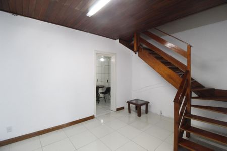 Casa para alugar com 3 quartos, 200m² em Floresta, Porto Alegre