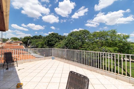 Casa à venda com 284m², 4 quartos e 4 vagasTerraço