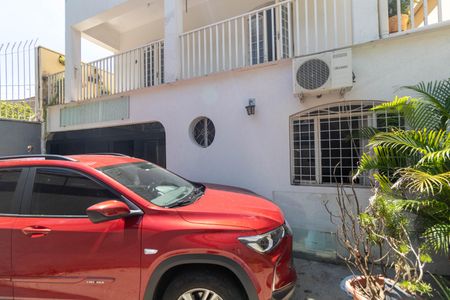 Casa à venda com 284m², 4 quartos e 4 vagasGaragem