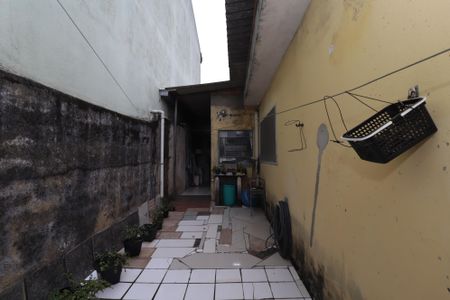 Casa à venda com 100m², 2 quartos e 2 vagasQuintal