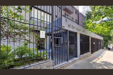 Apartamento à venda com 56m², 2 quartos e 2 vagasFachada do Prédio