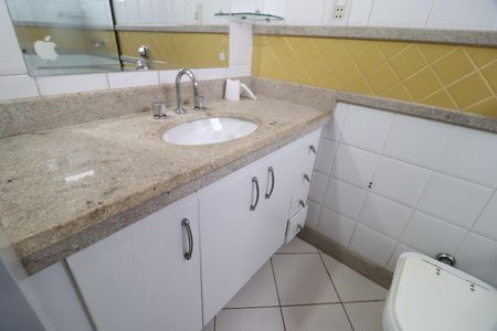 Apartamento para alugar com 506m², 5 quartos e 2 vagasBanheiro da Suíte 2