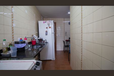 Apartamento para alugar com 75m², 2 quartos e 1 vagaCozinha