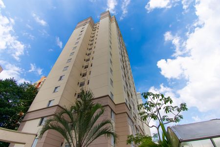 Apartamento à venda com 52m², 2 quartos e 1 vaga Apartamento à venda com 52m², 2 quartos e 1 vagaFachada