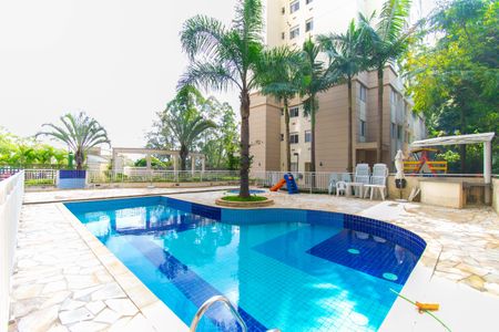 Apartamento à venda com 52m², 2 quartos e 1 vaga Apartamento à venda com 52m², 2 quartos e 1 vagaÁrea comum - Piscina