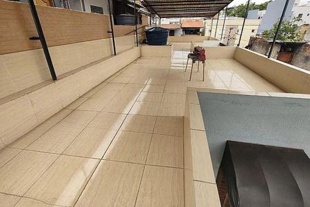 Casa à venda com 280m², 2 quartos e 10 vagas