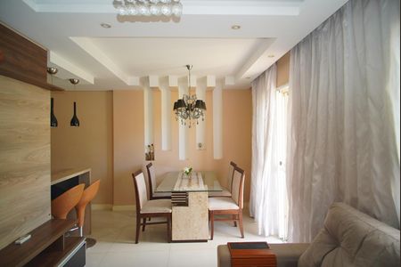 Sala de apartamento para alugar com 2 quartos, 67m² em Humaitá, Porto Alegre